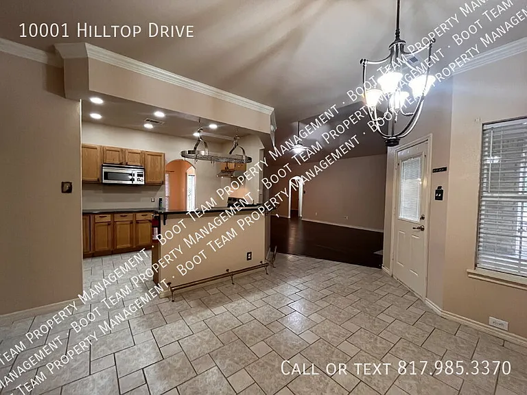 10001 Hilltop Dr — Photo 32