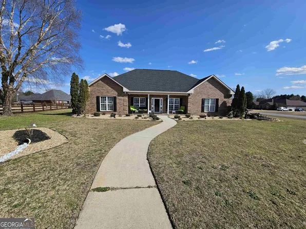 103 Orchard Park Dr, Byron, GA 31008