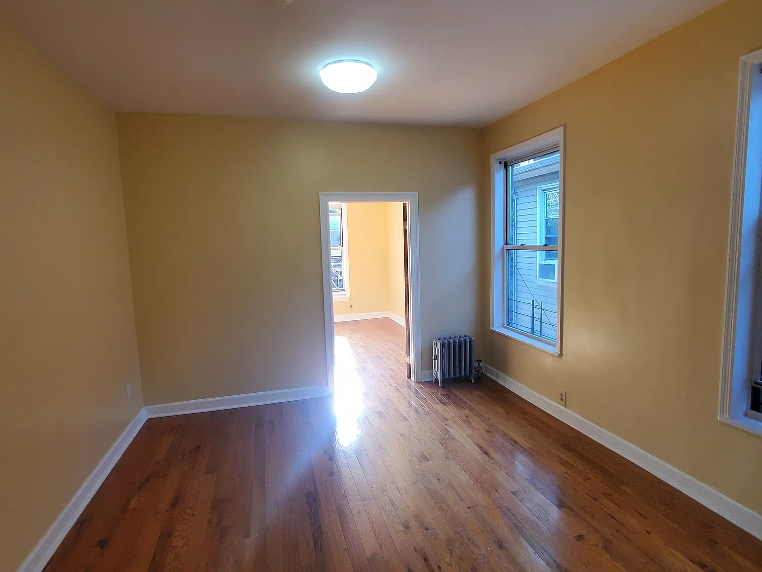 193 East 39th Street — Photo 2
