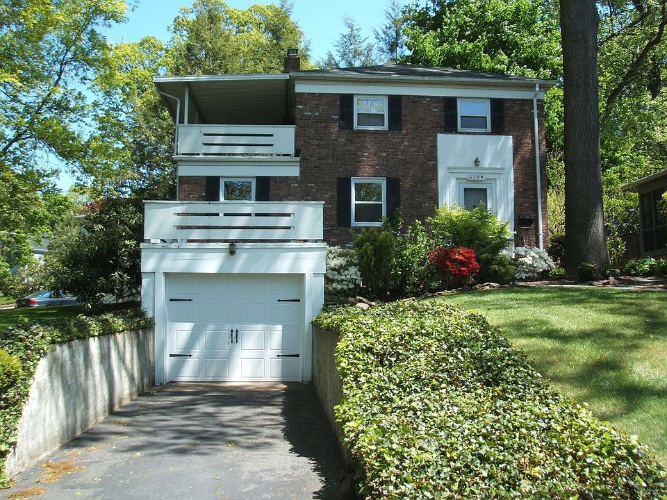2nd image of 635 So Forest Dr