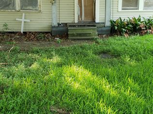 2110 10th St, Port Neches, TX 77651