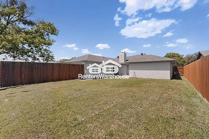 710 Worcester Ln — Photo 40
