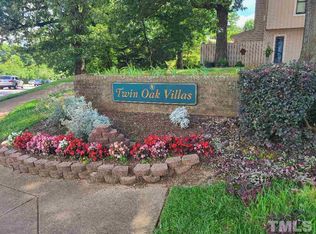 213 Twin Oaks Pl, Cary, NC 27511