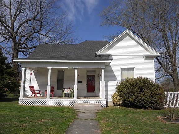 2nd image of 2157 N Robberson Ave