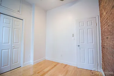 Rented by City Connections Realty