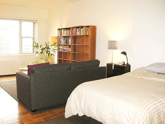 Rented by Brown Harris Stevens | media 25