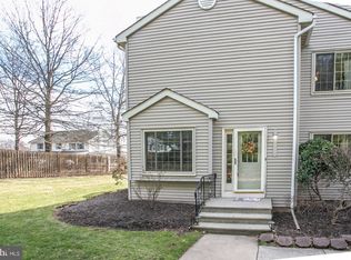 315 Wind Ripple Ct, Harleysville, PA 19438