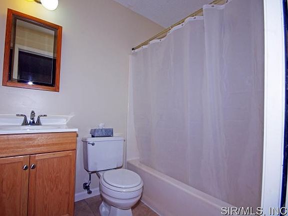 5th image of 904 Andra Dr