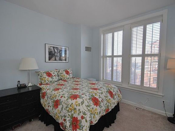 5th image of 416 Marlborough St APT 705