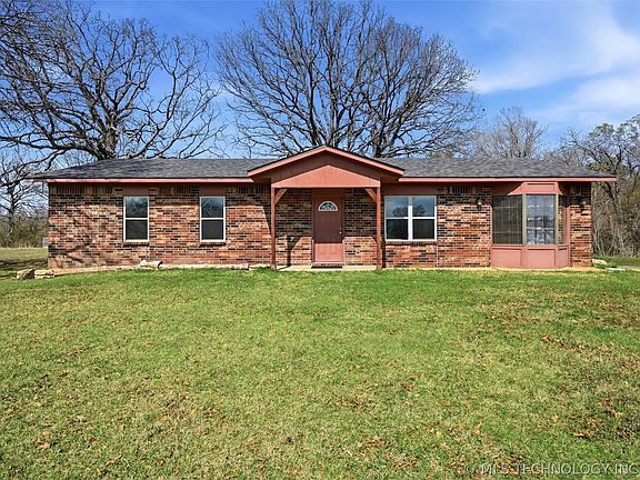 2nd image of 1880 McIntosh Rd