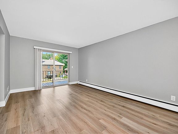 3rd image of 6416 Montgomery Rd #2