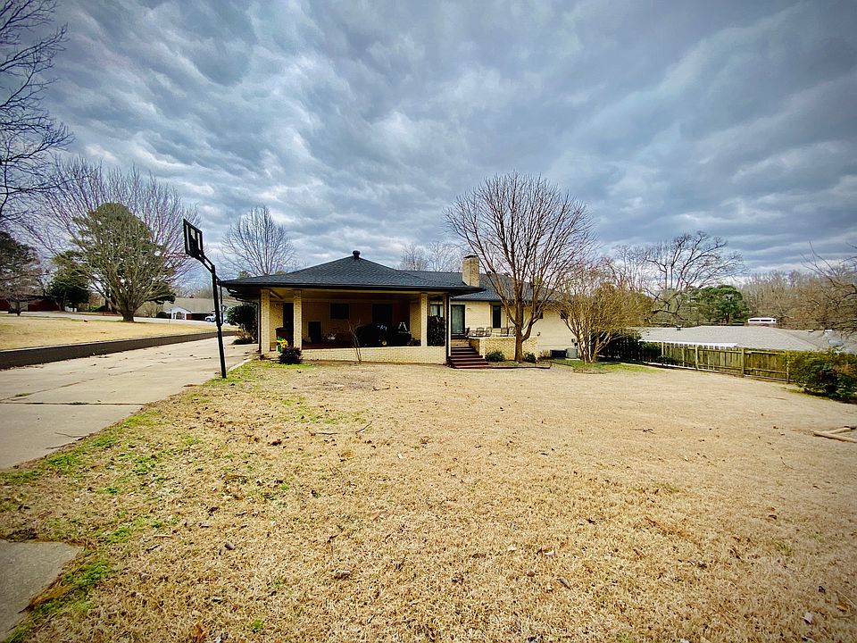2nd image of 2 Londonderry Cir