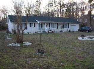 322 Garnett Hill Dr, Urbanna, VA 23175
