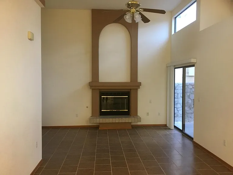 Stone Pine Dr — Photo 5