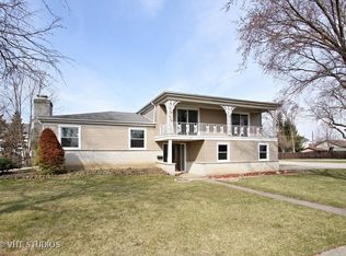 507 Brown St, Wauconda, IL 60084