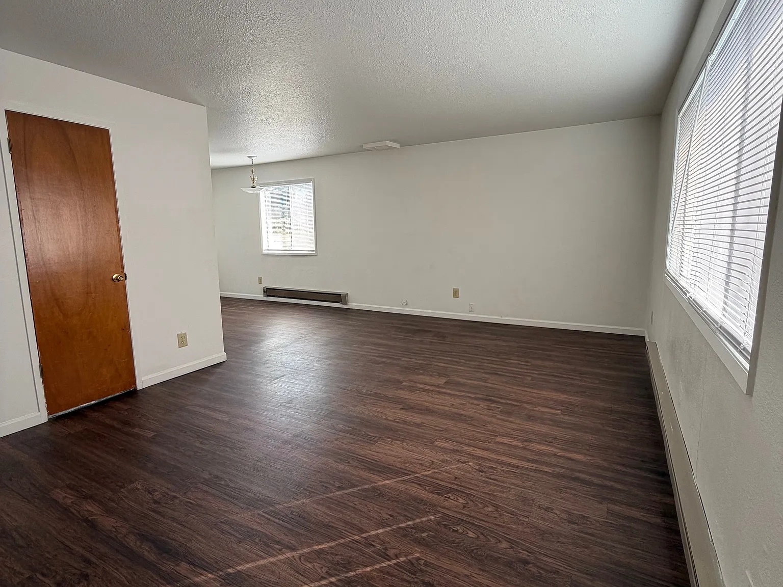 2 bed, $1,200 — Photo 2