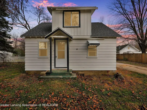 2210 S Washington Rd, Lansing, MI 48911