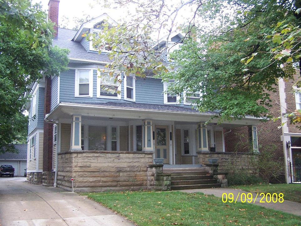 Duplex on Clifton Blvd.