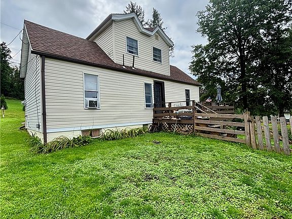 5th image of 354 1st St