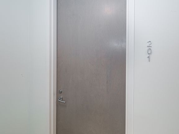 5th image of 6103 Aqua Ave APT 201
