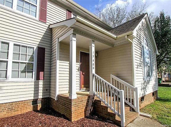 3rd image of 13600 Krislyn Woods Pl