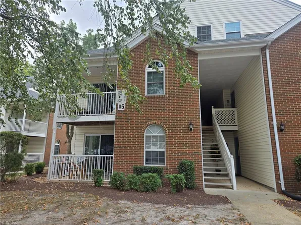 1377 Ivywood Rd, Virginia Beach, VA 23453