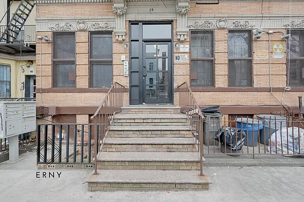 Rented by ERNY LLC | media 38