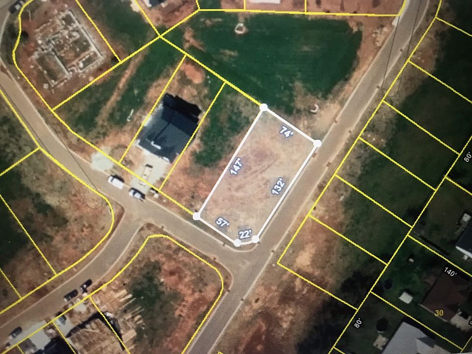 2nd image of 443 Canoe Ct