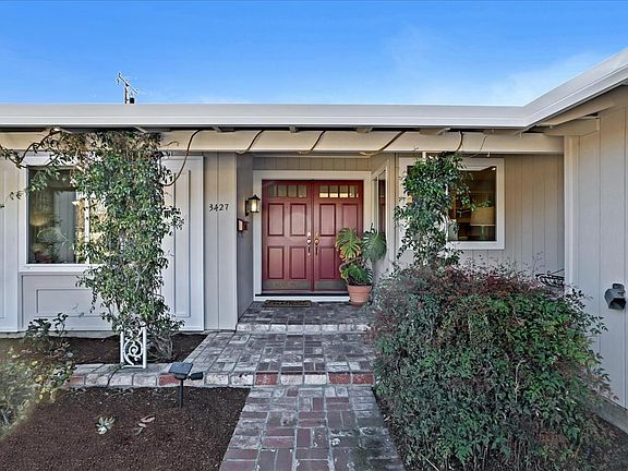 5th image of 3427 Woodstock Ln