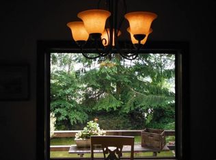 10513 NE 187th St, Bothell, WA 98011