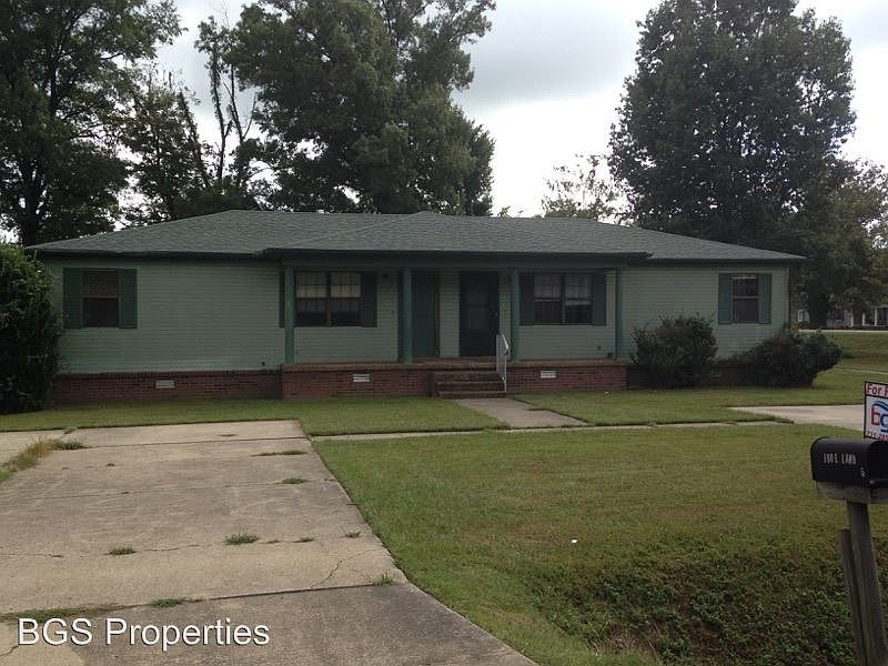 1st image of 100 Eastlawn Dr