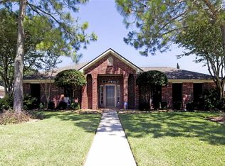 3542 Dry Creek Dr, Pasadena, TX 77505