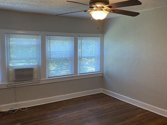 3rd image of 419 Belmont Ave Unit 2