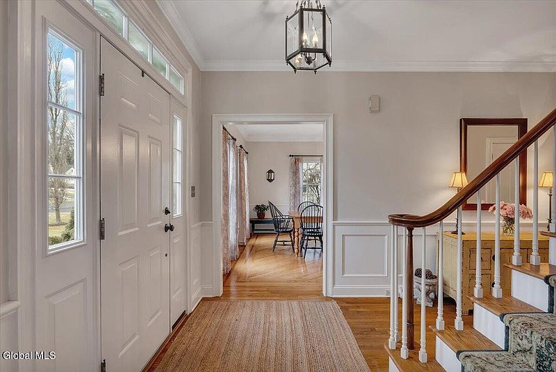 5th image of 16 Wildwood Drive