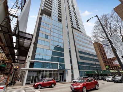 303 W Ohio St APT 2707, Chicago, IL, 60610