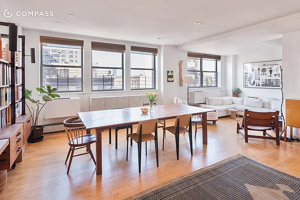 Sold by Compass | media 1