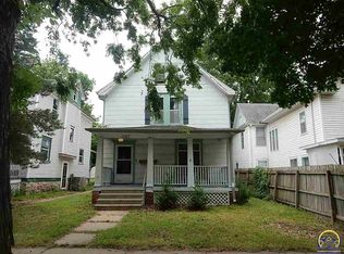 1107 SW 10th Ave, Topeka, KS 66604