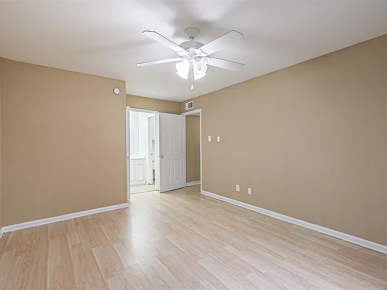 6633 W Airport Blvd #807 — Photo 11