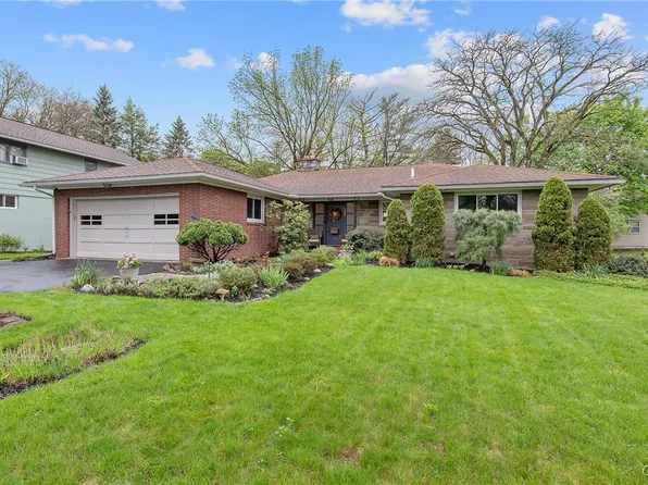 202 Bradford Pkwy, Syracuse, NY 13224