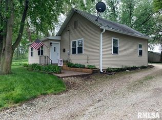 714 S 6th 1/2 St, Monmouth, IL 61462