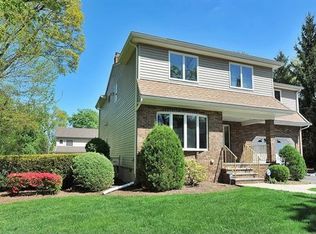 197 Grant St, Haworth, NJ 07641