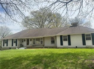 6317 Sterling Ave, Raytown, MO 64133