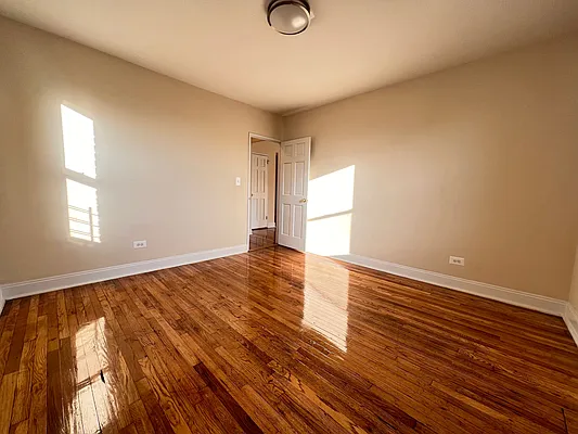 Rented by Queens Apartments Realty LLC | media 45