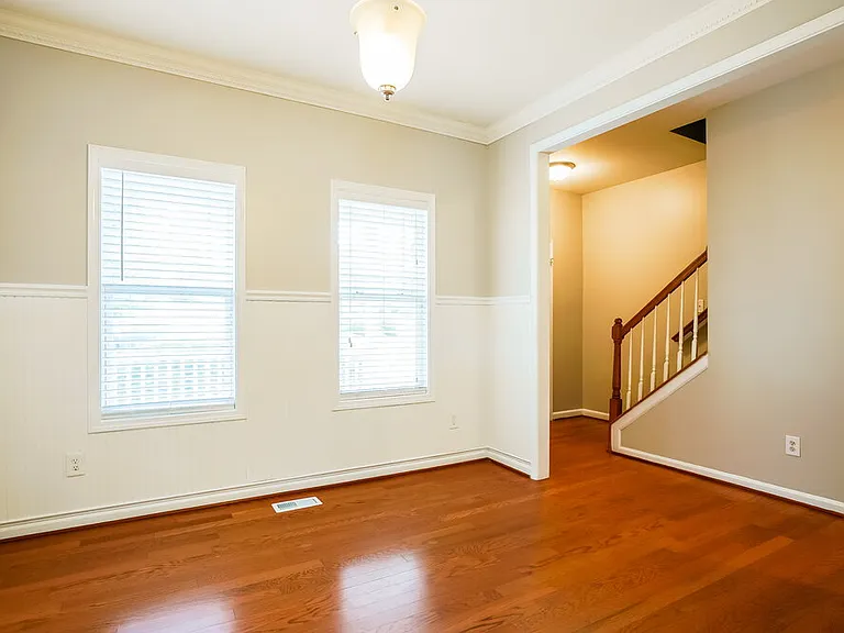 146 Willowbrook Cir — Photo 7