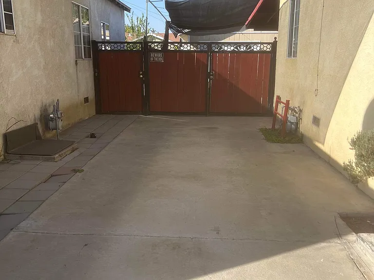 1023 Thomas Way — Photo 4