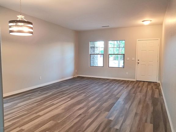 4th image of 30161 W Mulberry Dr