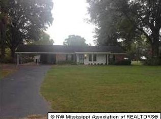 301 McKie St, Senatobia, MS 38668