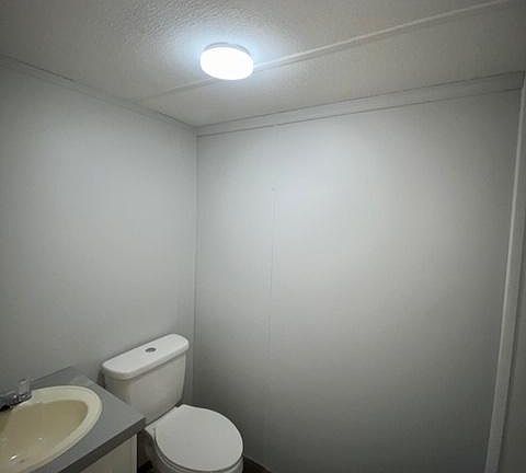 4th image of 324 White Horse Road Ext