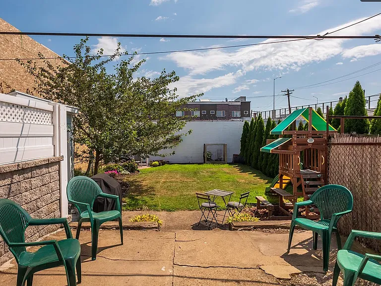 1109 E Wilt St — Photo 35