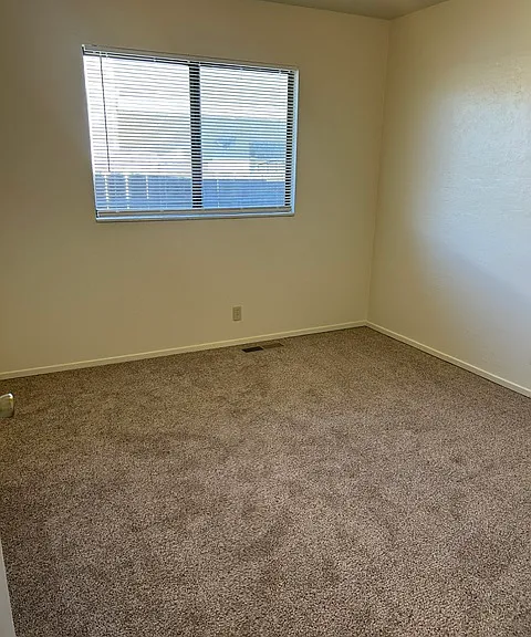 1551 Ghione Dr — Photo 5